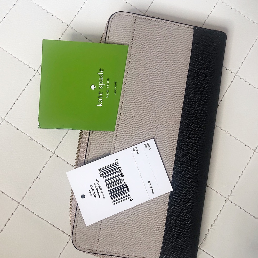 ❌SOLD❌ Kate Spade Wallet - Picture 4 of 4
